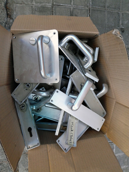 material ferreteria griferia electricidad consultar modelos y cantidades